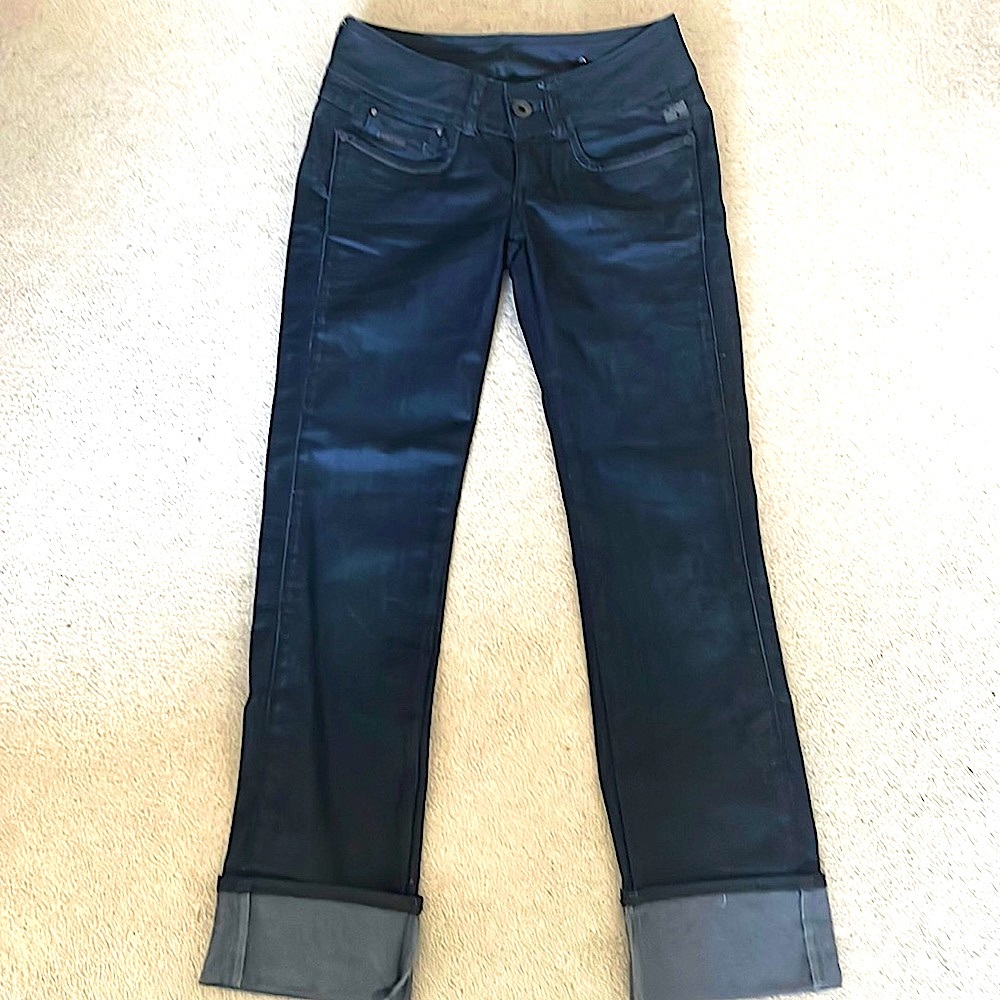 New! G-Star Raw original Jeans, size 26, length 32. New! Dark indigo color